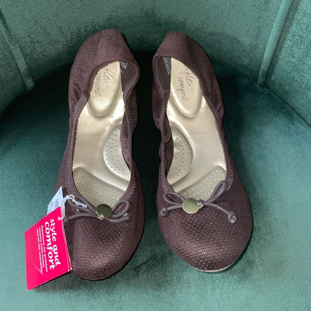 Dexflex Comfort Ballet Flats, never worn